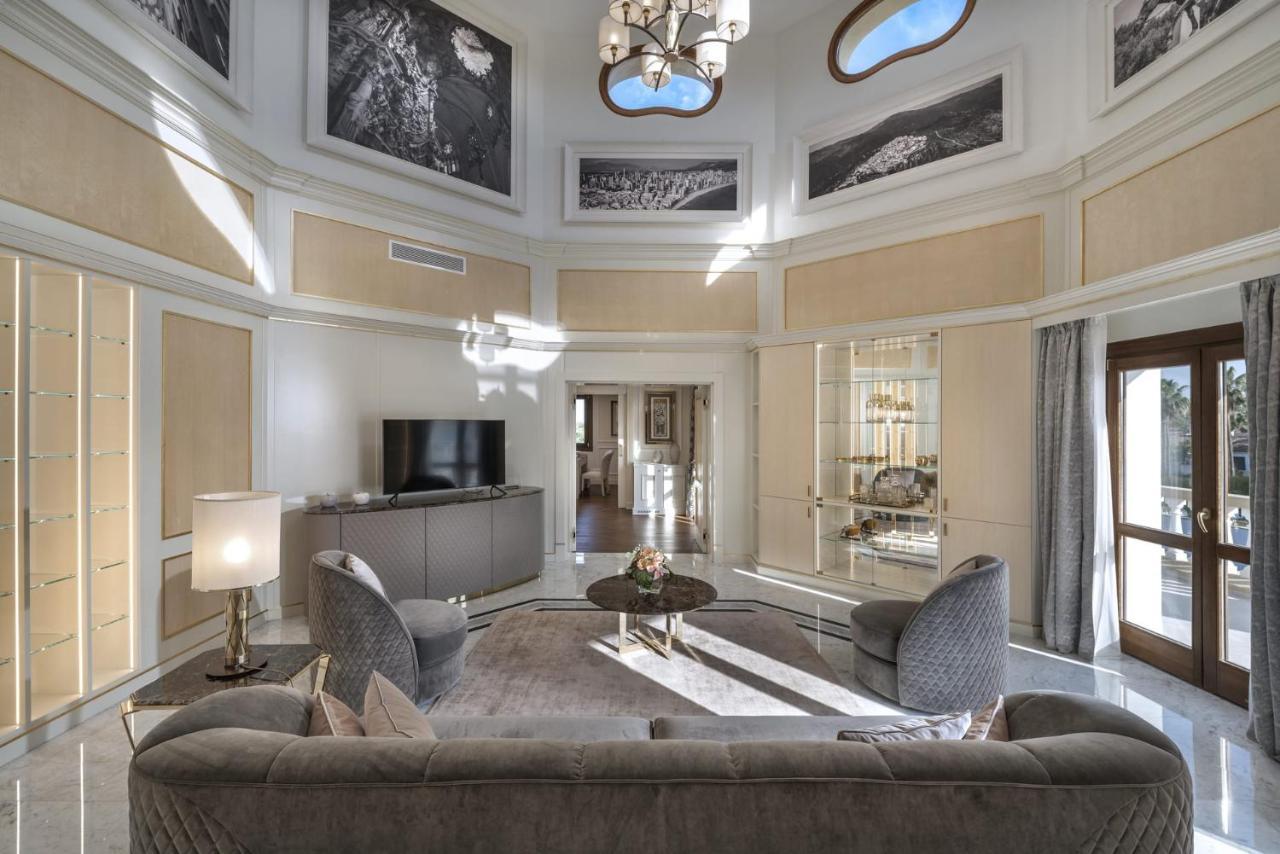 Royal Suite At The San Roque Club Buitenkant foto